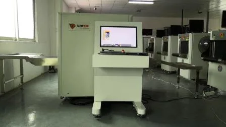 L'ambassade utilise un scanner de bagages à rayons X, un contrôle de sécurité et des sacs personnels d'inspection